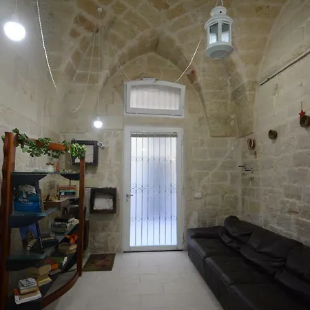 Bed & Breakfast Domus Gaia Lecce