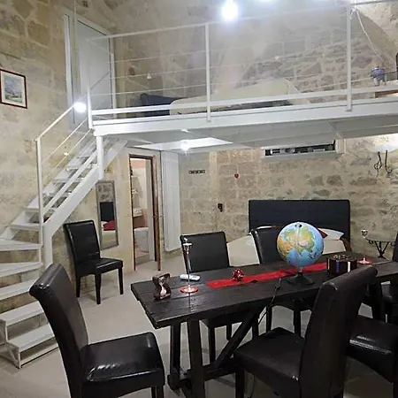 Domus Gaia Frühstückspension 4*